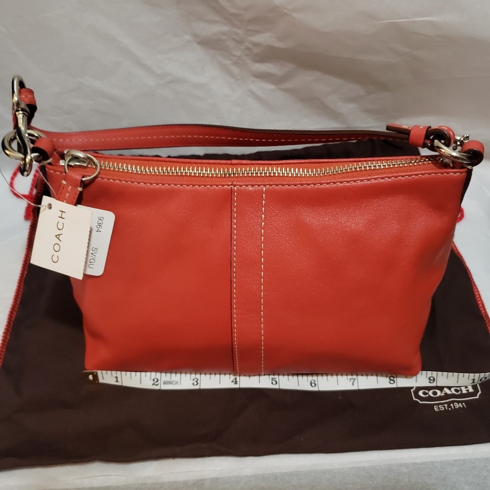 Coach Small Leather Demi - Picture 2 of 2